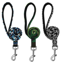 Load image into Gallery viewer, Nylon Print Dog Leash